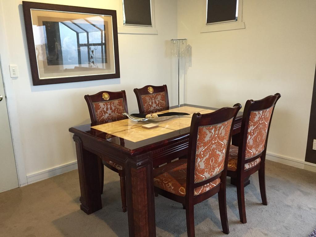 Lakeside City Apartments - Penthouse And Studio روتوروا المظهر الخارجي الصورة